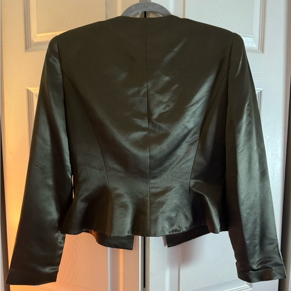 Lux Grey 100% Silk Cropped Evening Blazerr - Picture 2 of 4